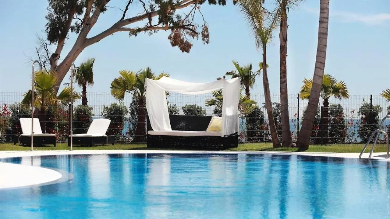 107 - Two-Bedroom Beach Apartment إِستيبونا 0*,  إسبانيا