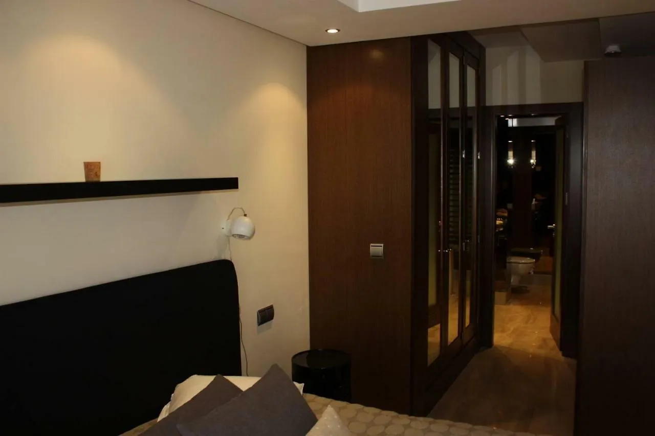 107 - Two-Bedroom Beach Apartment إِستيبونا 0*,  إسبانيا